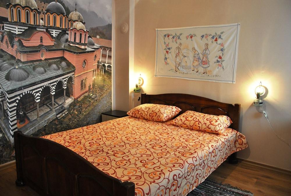 10 Coins Hostel & Tours Sofia Exterior foto